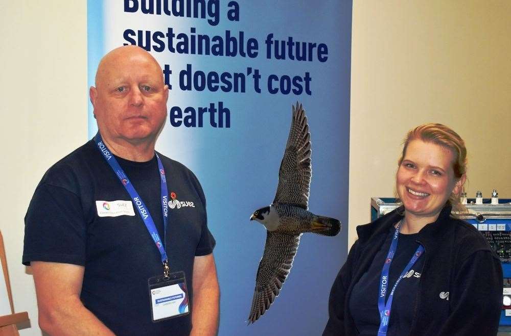 Colin Forrester and Siobhan O’Dell from Suez gave a talk and chatted about jobs in green industries with attendees. Picture: Supplied by Eastern Education Group