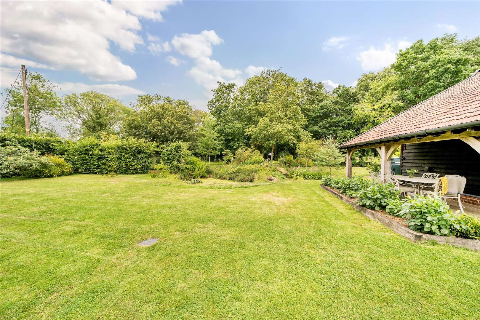 The home sits in its own impressive plot of about 2.75 acres