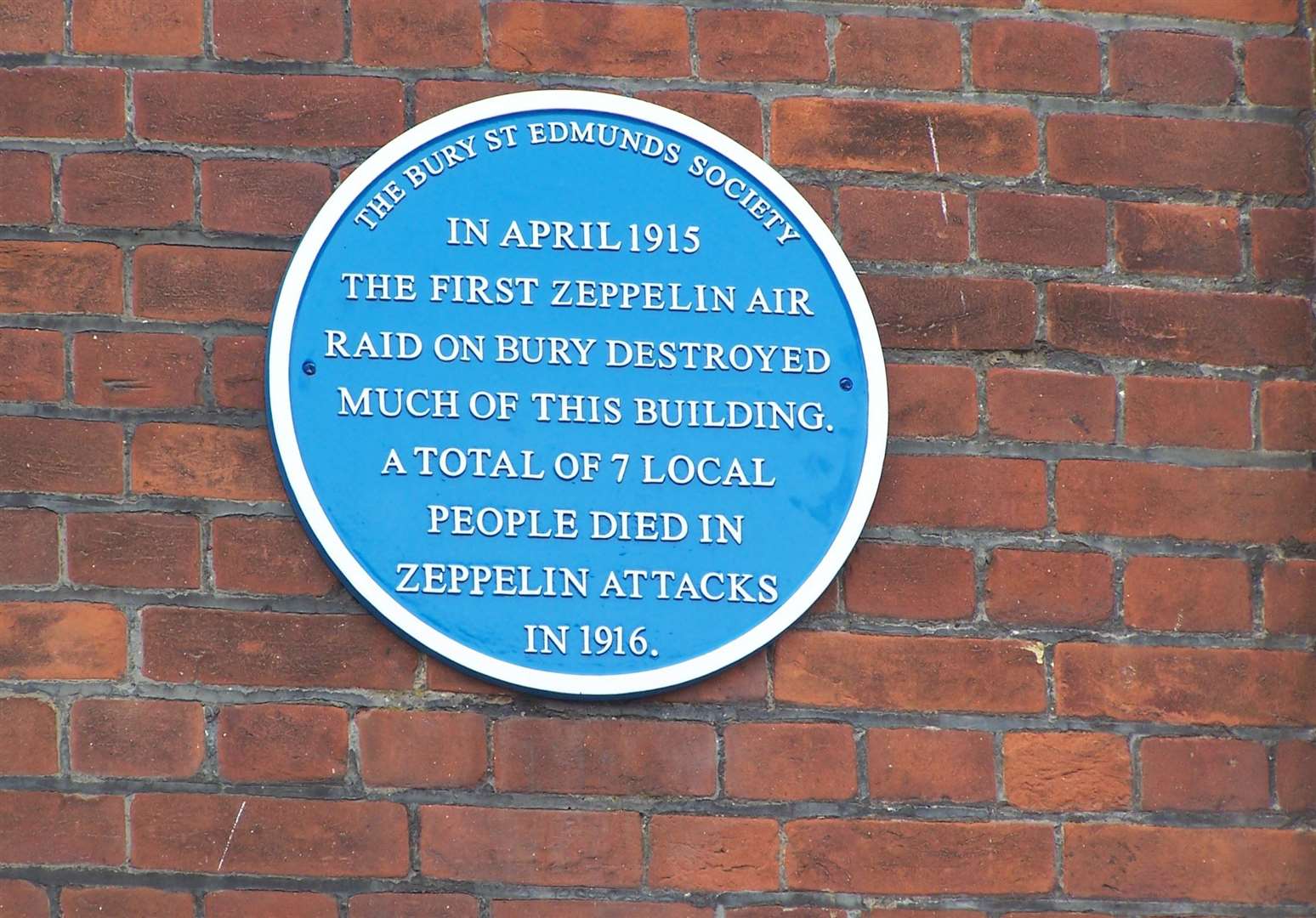 A Bury Society plaque commemorates the deaths of people killed in Zeppelin bombing raids on the town